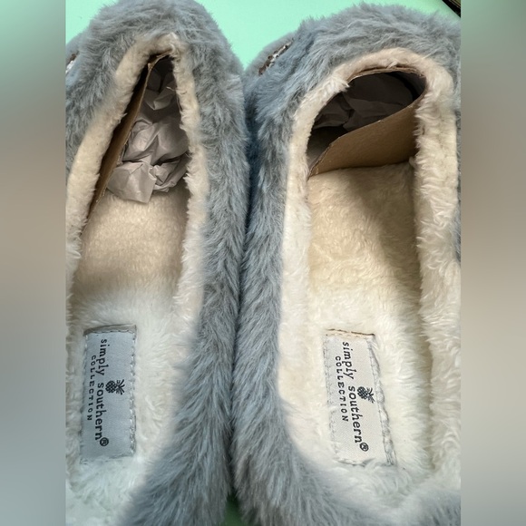 Simply Southern - Slippers - NWT - M-L Teal/White - Football -Soft Nicely Padded - Picture 3 of 10
